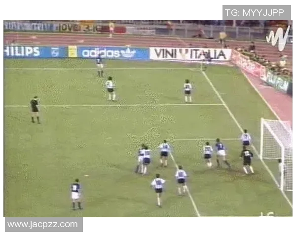 家暴事件频发的足球明星盘点及其对社会的影响分析